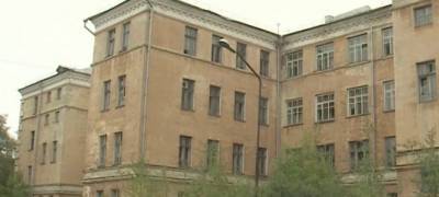 Разрушение исторического здания школы в Петрозаводске - на совести экс-губернатора, считает депутат