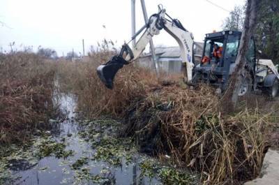 В Одессе расчищают Румынский канал