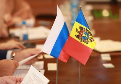 В Молдове вернули статус русскому языку: скандальное решение Додона