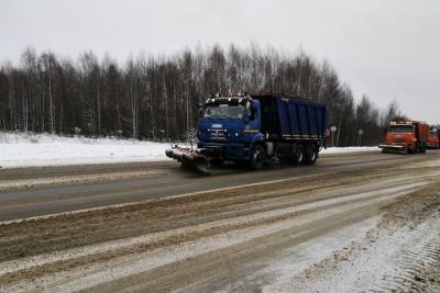 В районах Нижегородской области снег убирают 725 коммунальных машин