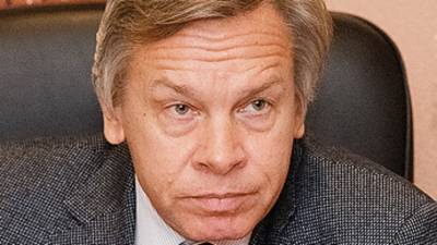 Сенатор осудил британского журналиста за вопрос к президенту РФ