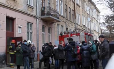 Спасатели подняты по тревоге: взрыв в многоэтажке, медики борются за жизнь пострадавших