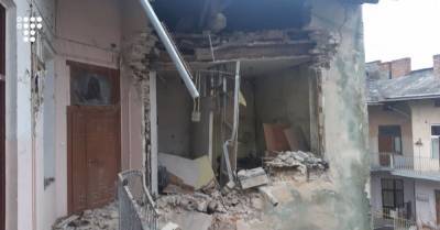 Во Львове в результате взрыва в квартире пострадали два человека, в доме обвалилась стена