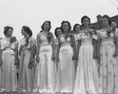 Почему Гитлер в 1941 году разрешил девушкам выходить замуж за мертвых солдат вермахта
