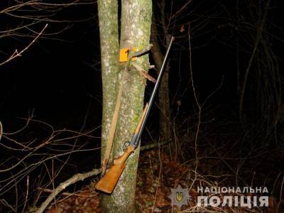 Перепутал с косулей: На Буковине охотник застрелил человека