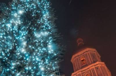 Известно, когда на Софийской площади зажгут главную ёлку Украины