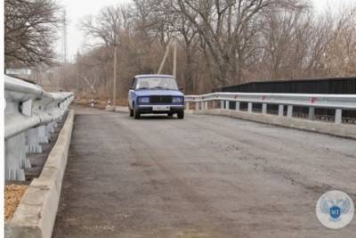 В Амвросиевском районе завершили восстановление моста