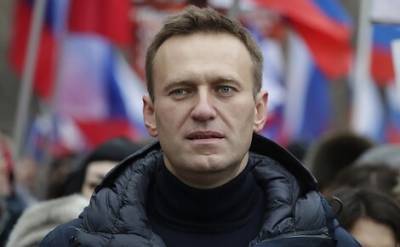 Депутаты городской думы Томска потребовали завести уголовное дело из-за отравления политика Алексея Навального