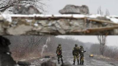 Россияне 4 раза обстреляли украинские позиции под Водяным и Авдеевкой. Силы ООС не отвечали, - штаб