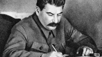 Украина назначила Сталину адвоката по делу о депортации крымских татар