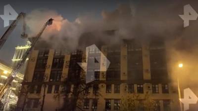 На складе в Подмосковье начался пожар
