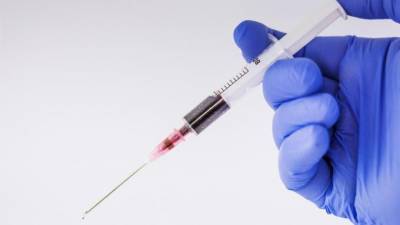 Комздрав Петербурга запросил более 150 тысяч доз вакцины от коронавируса