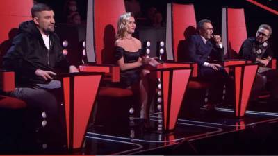 Вечер мечты Басты и новогоднее настроение Шнурова: как прошёл четвертьфинал шоу «Голос»