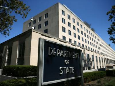 США решили закрыть два консульства в России