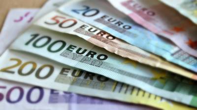 Экономист назвал причины роста курса евро