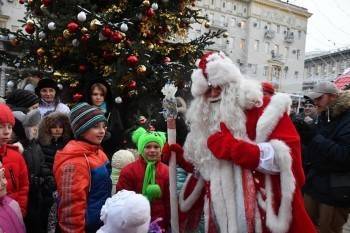 Дед Мороз и Снегурочка порадуют вологжан в выходные