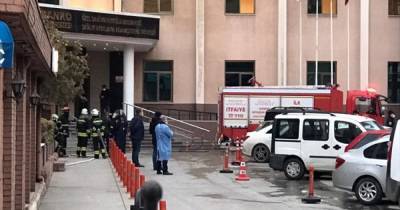 В турецкой больнице в отделении с больными COVID-19 взорвался кислородный аппарат: есть жертвы