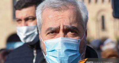 Инцидент в центре Еревана: между сторонниками и противниками Пашиняна произошла перепалка