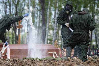 От коронавируса в России умерли более 50 тысяч человек