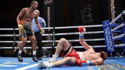 Эквадорский боксер Гонгора, проигрывая бой, вырвал победу нокаутом: видео