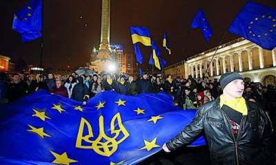 Большинство украинцев поддерживают курс страны в НАТО и ЕС