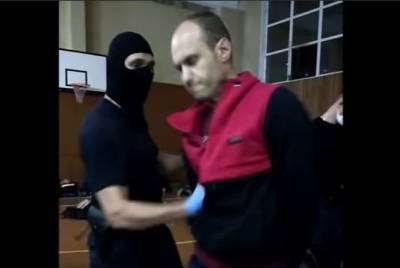 «Почки две, а жизнь одна»: в Сеть попало видео пыток и избиений граждан Белоруссии силовиками