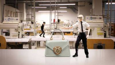 Dolce & Gabbana создали виртуальные бутики