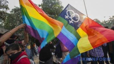 Парламент Швейцарии узаконил однополые браки