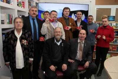 Ряды российских писателей пополнили 8 литераторов из ДНР