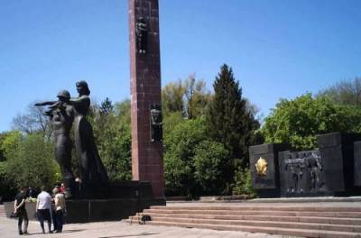 Во Львове решили полностью демонтировать Монумент Славы