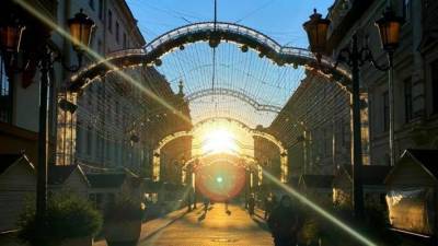 Петербург получит господдержку для реализации туристических программ