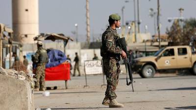 Главную военную базу США и НАТО в Афганистане снова обстреляли: детали