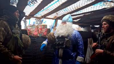 Святой Николай посетил украинских защитников на передовой: сказочное видео
