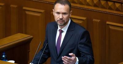 В Верховную Раду внесли постановление об увольнении министра Сергея Шкарлета