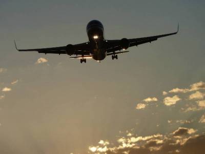 В ХМАО экстренно посадили самолет UTair со 116 пассажирами