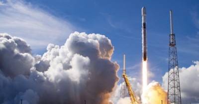 Ракета SpaceX отправила на орбиту секретный разведывательный спутник США (ВИДЕО)