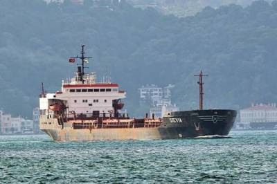 У берегов Нигерии пираты захватили корабль с украинскими моряками