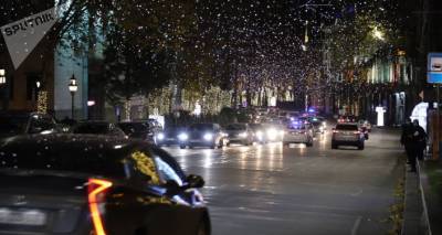 Мэрия Тбилиси решила не отключать новогоднее освещение в ночное время