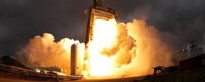 SpaceX запустила ракету с разведывательным спутником США