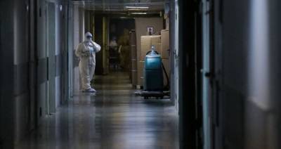В Москве скончались 77 пациентов с коронавирусом