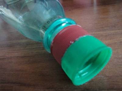 Полезные применения горлышек от пластиковых бутылок