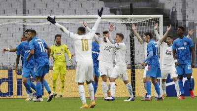 Два гола Пайета с пенальти принесли «Марселю» победу над «Олимпиакосом» в Лиге чемпионов
