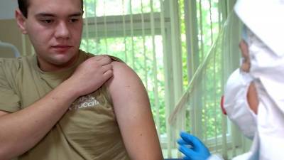В ЦВО стартовала вакцинация личного состава от коронавируса