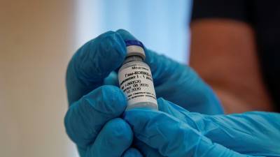 В ЦВО началась вакцинация от коронавируса личного состава