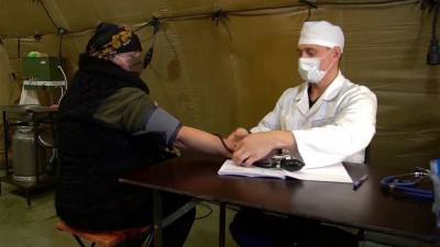 В Нагорном Карабахе российские военные врачи оказывают помощь местным жителям