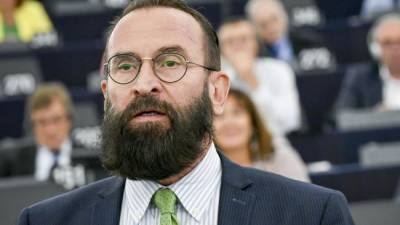 Евродепутат от Венгрии задержан у гей-бара с наркотиками