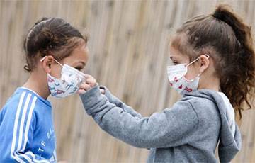 COVID-19: медики назвали способы укрепить легкие для облегчения дыхания в маске