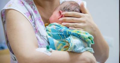 Общественники выступили за запрет суррогатного материнства для иностранцев