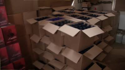 Более 4,5 тысячи бутылок с нелегальным алкоголем изъяли в Арзамасе