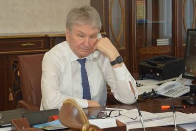 Председатель Воронежской городской думы Владимир Ходырев провел прием граждан дистанционно